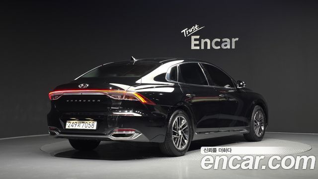 Hyundai Grandeur 2022 — photo 2