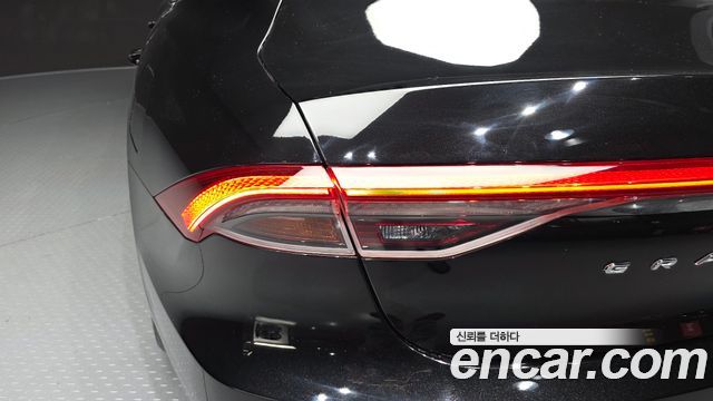 Hyundai Grandeur 2022 — photo 9