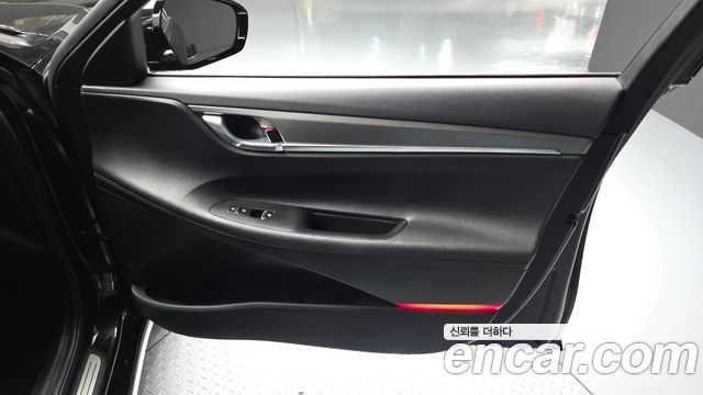 Hyundai Grandeur 2022 — photo 14