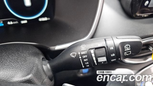 Hyundai Santafe 2021 — photo 29