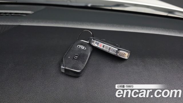 Kia K5 2021 — photo 31