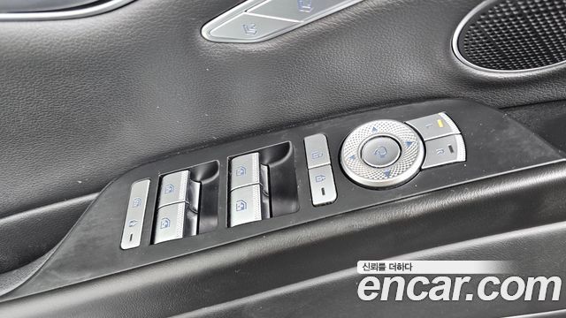Genesis G80 2021 — photo 24