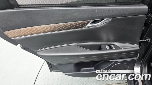 Genesis G80 2021 — photo 15