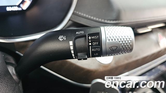 Genesis G80 2021 — photo 27