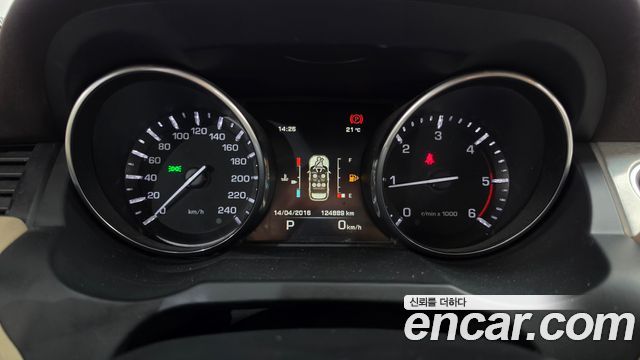 Land Rover Range Rover Evoque 2015 — photo 8