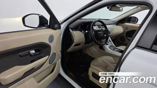 Land Rover Range Rover Evoque 2015 — photo 10