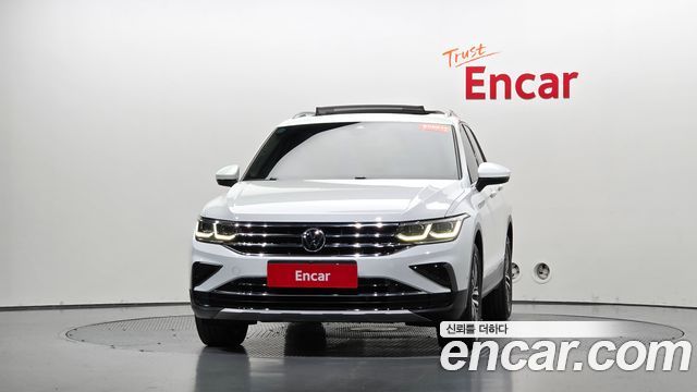 Volkswagen Tiguan 2021 — photo 3