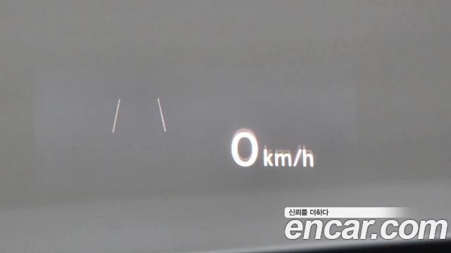 Volkswagen Tiguan 2021 — photo 24