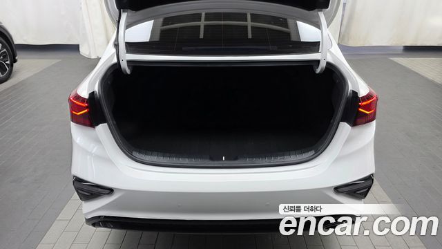 Kia K3 2021 — photo 26
