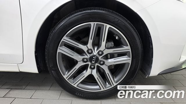 Kia K3 2021 — photo 7