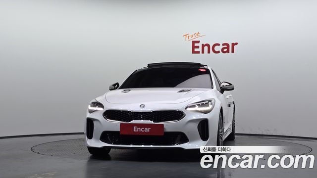 Kia Stinger 2018 — photo 3