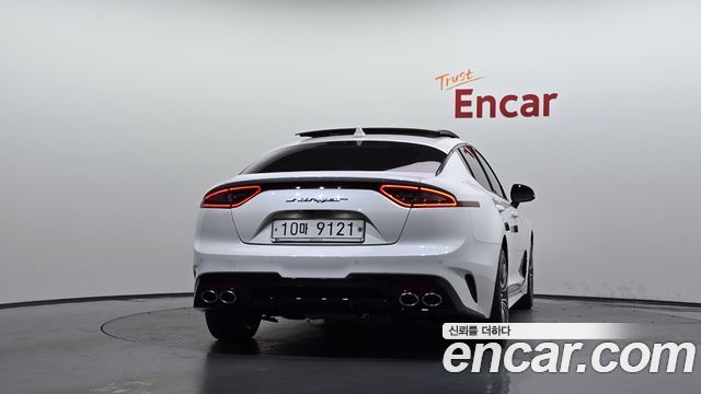 Kia Stinger 2018 — photo 4