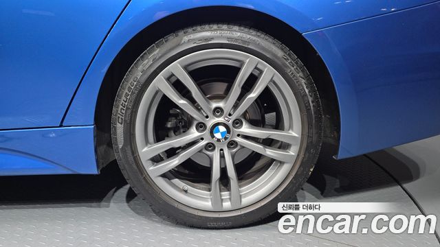BMW 3-Series 2017 — photo 7