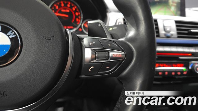 BMW 3-Series 2017 — photo 32