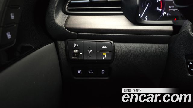Kia K7 2020 — photo 17