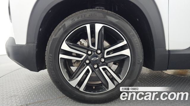 Chevrolet Korea Trailblazer 2022 — photo 5