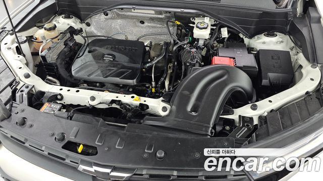 Chevrolet Korea Trailblazer 2022 — photo 6