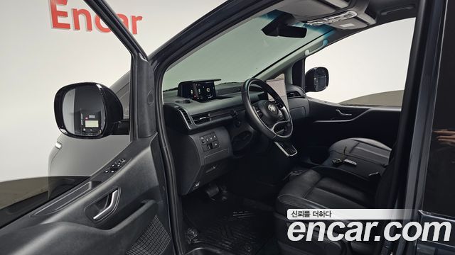 Hyundai Staria 2024 — photo 13