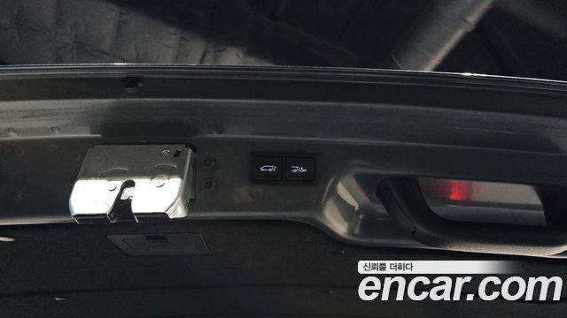 Hyundai Staria 2024 — photo 27