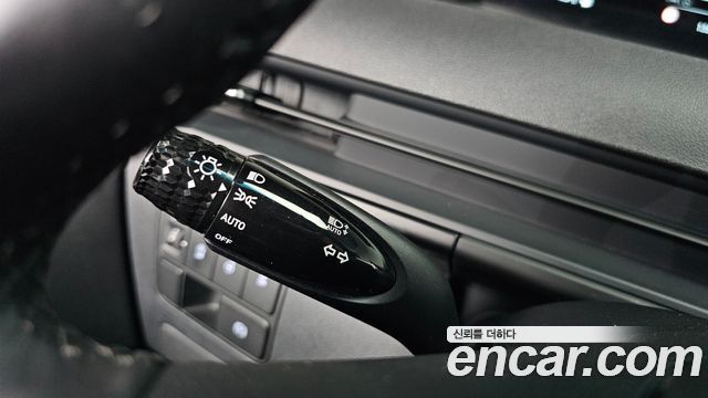 Hyundai Staria 2024 — photo 32