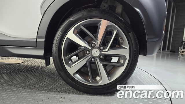 Hyundai Kona 2018 — photo 7
