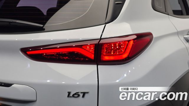 Hyundai Kona 2018 — photo 9
