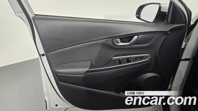 Hyundai Kona 2018 — photo 14