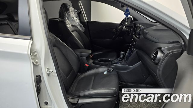 Hyundai Kona 2018 — photo 16