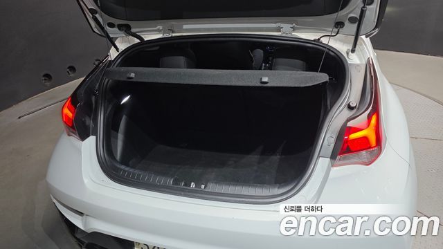 Hyundai Veloster 2019 — photo 20