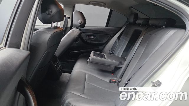 BMW 3-Series 2015 — photo 12
