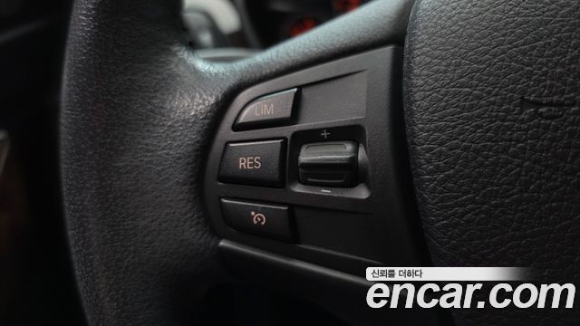 BMW 3-Series 2015 — photo 20