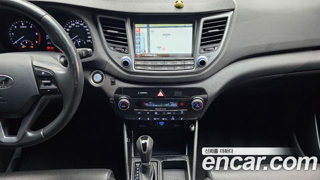 Hyundai Tucson 2016 — photo 16