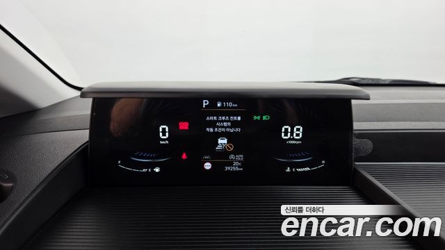 Hyundai Staria 2023 — photo 11