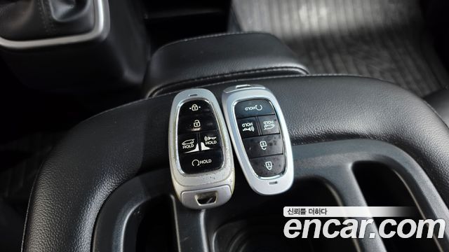 Hyundai Staria 2023 — photo 23