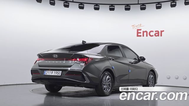 Hyundai AVANTE 2024 — photo 2