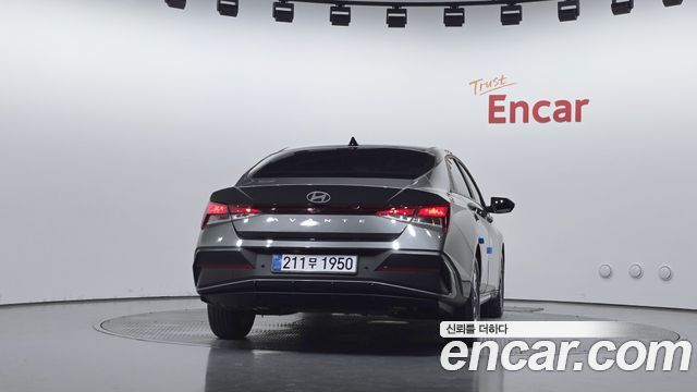 Hyundai AVANTE 2024 — photo 4