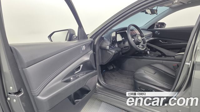 Hyundai AVANTE 2024 — photo 13