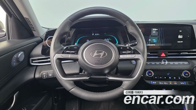 Hyundai AVANTE 2024 — photo 19
