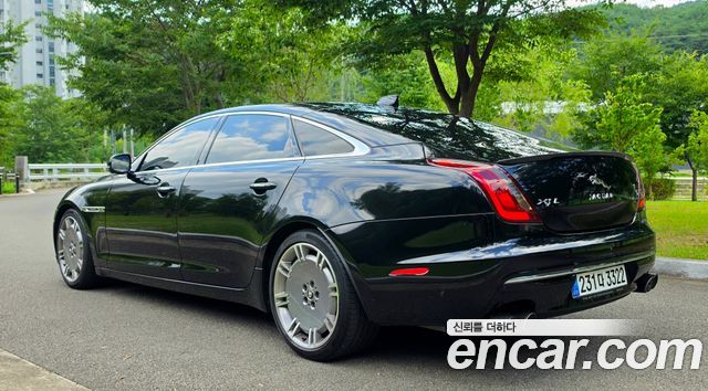 Jaguar XJ 2018 — photo 6