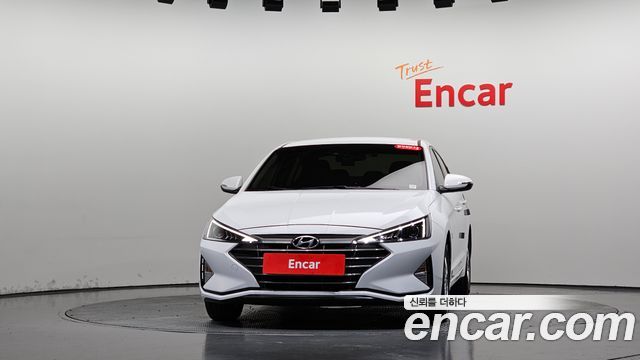 Hyundai AVANTE 2020 — photo 3