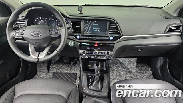 Hyundai AVANTE 2020 — photo 10
