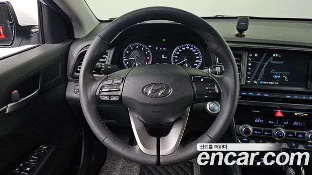 Hyundai AVANTE 2020 — photo 20
