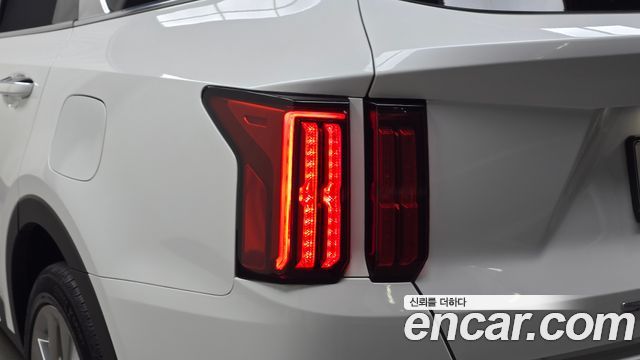 Kia Sorento 2022 — photo 9
