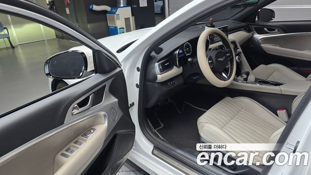 Genesis G70 2023 — photo 13