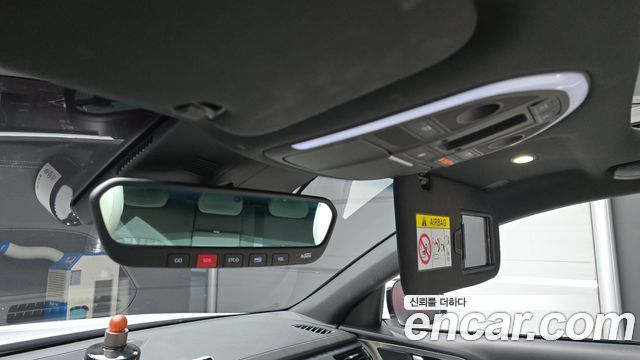 Genesis G70 2023 — photo 32