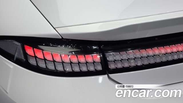 Hyundai Ioniq6 2023 — photo 9