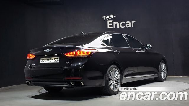 Genesis G80 2018 — photo 2