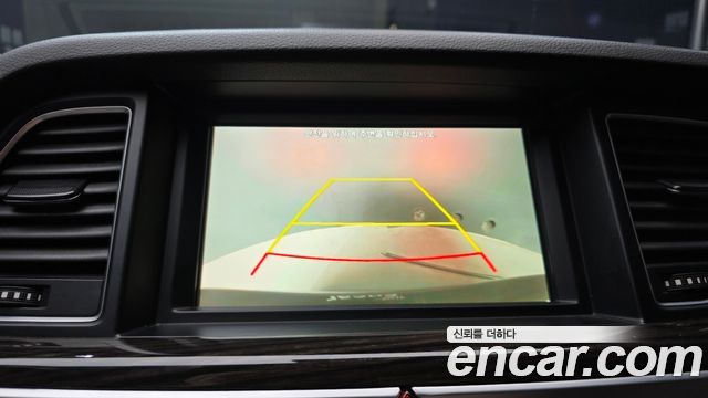 Genesis G80 2018 — photo 21
