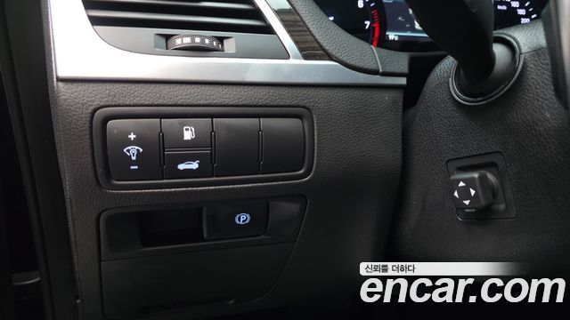 Genesis G80 2018 — photo 23