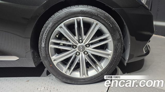 Genesis G80 2018 — photo 7